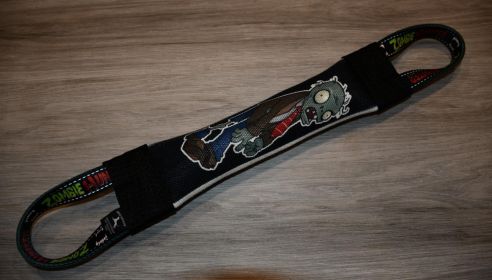 Zombie Hunter Fire Hose Squeaker Tug